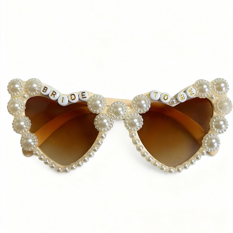 Dekorative herzförmige Braut-in-spe Sonnenbrille Karnz