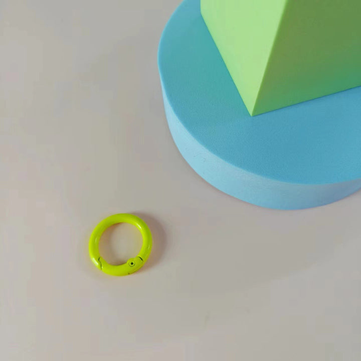 Vielseitiger Clip-On Schlüsselring Karnz