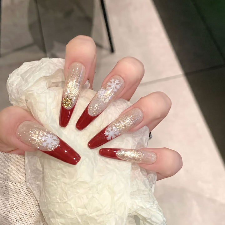 Luxuriöses Stiletto Nagel Kunst Set Karnz