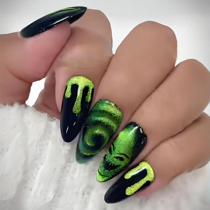 Kunstnägel Set mit gruseligen Halloween-Motiven Karnz
