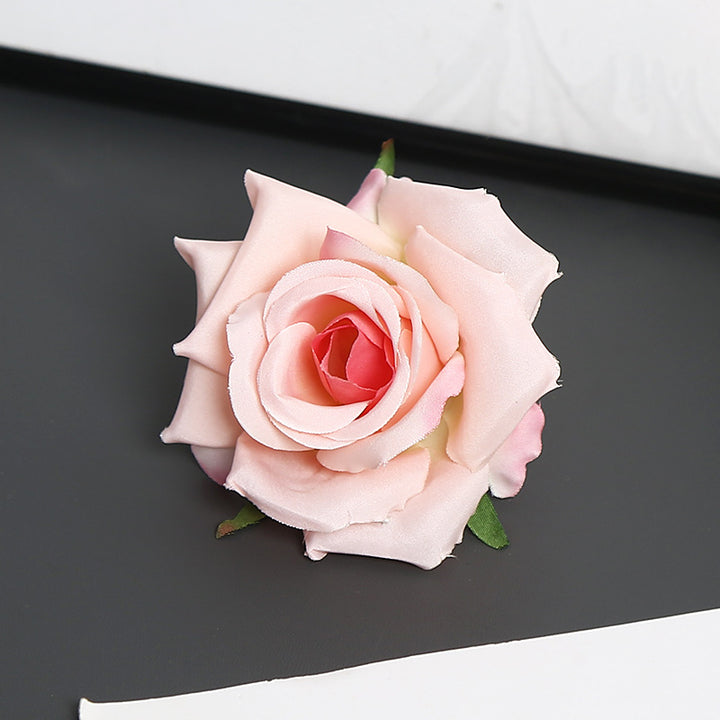 Dekorative Blumen für Tischdekoration Zuhause