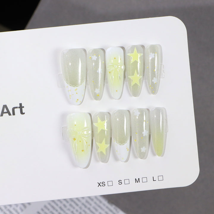 Sternen-Themen Press-On Nagelkunst Set Karnz