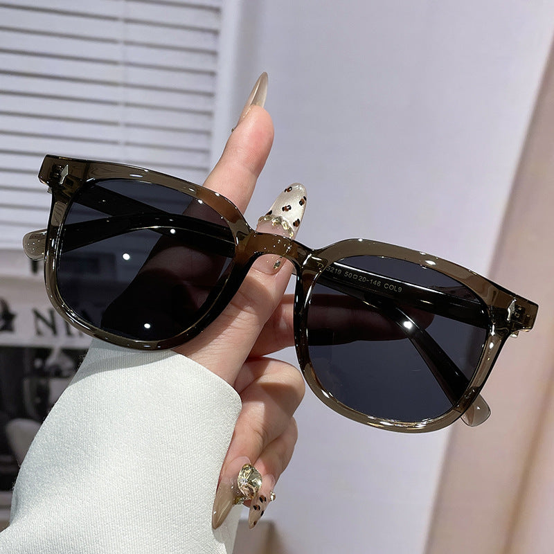 Damen stilvolle und modische Sonnenbrille mit rundem Rahmen Karnz