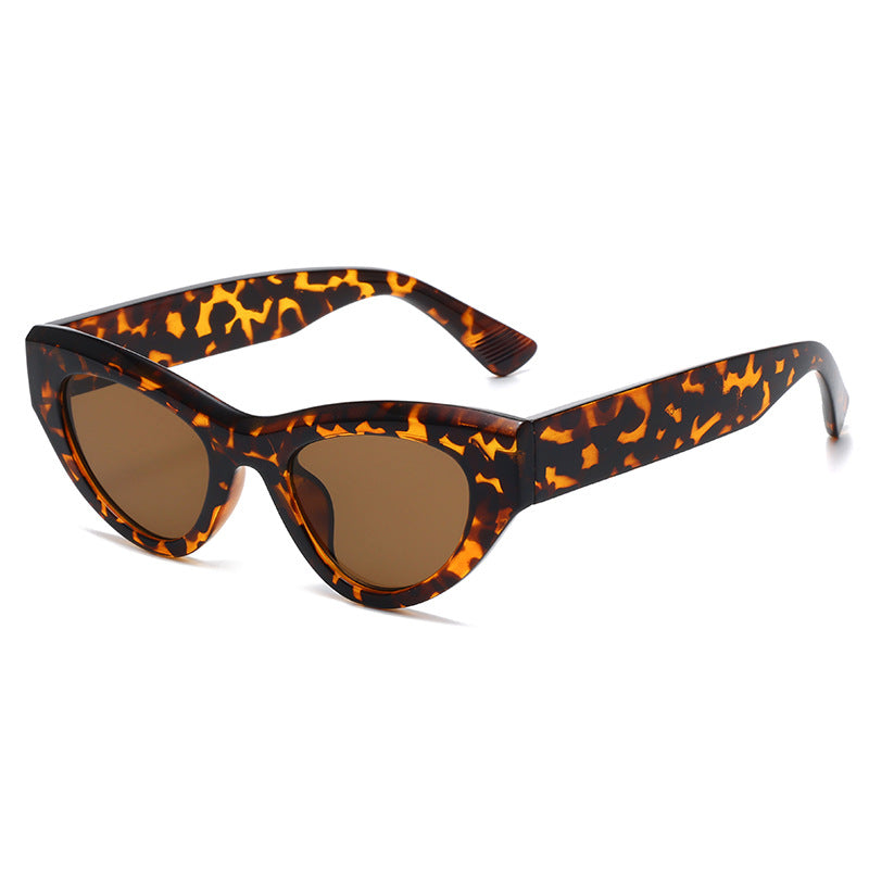 Damen modische Sonnenbrille im trendigen Cat-Eye-Stil Karnz