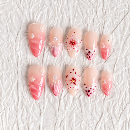 Blumenmuster Press-On Nagelkollektion