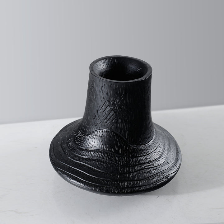 Dekorative zeitgenössische Keramikvase