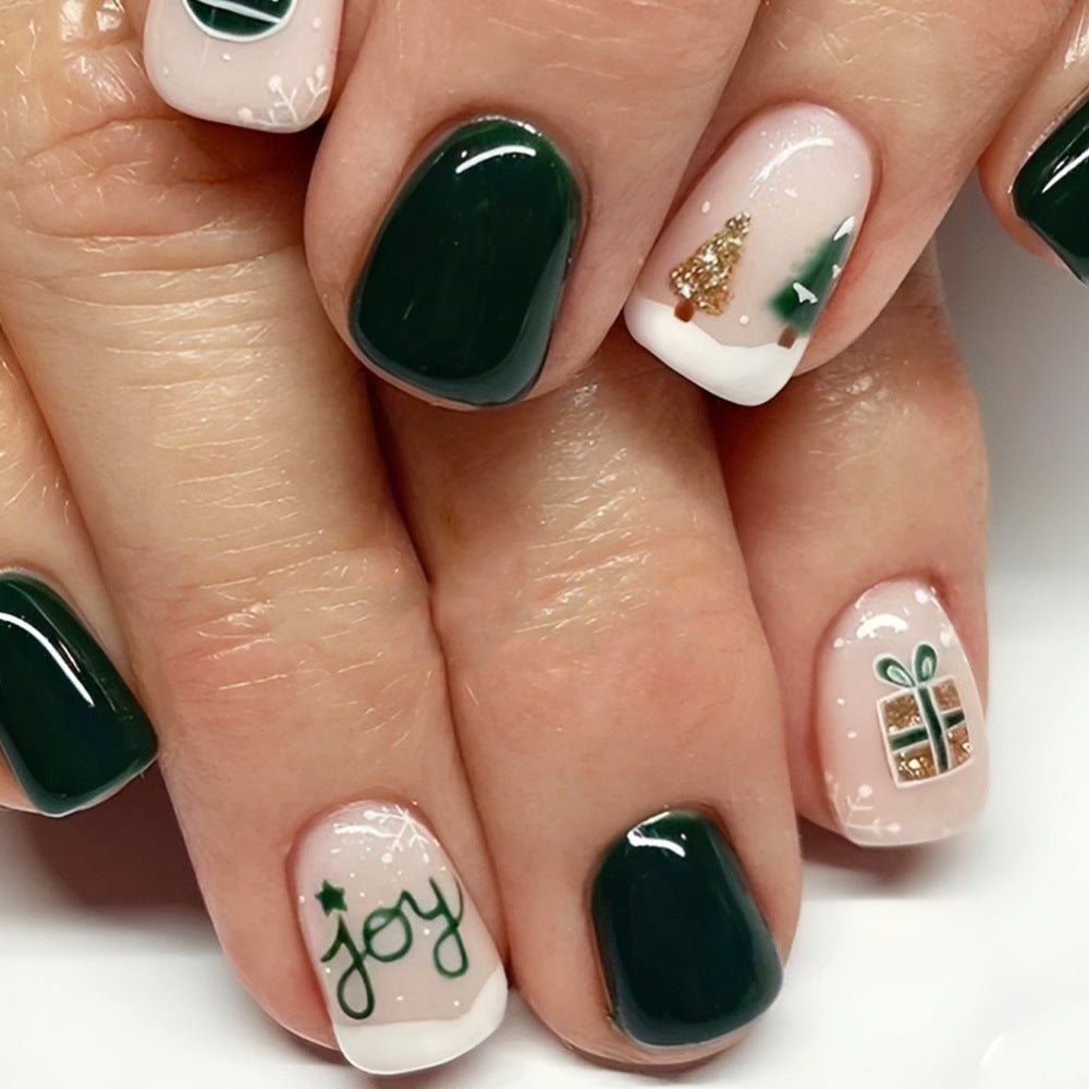 Festliches Feiertags-Nageldesign Karnz