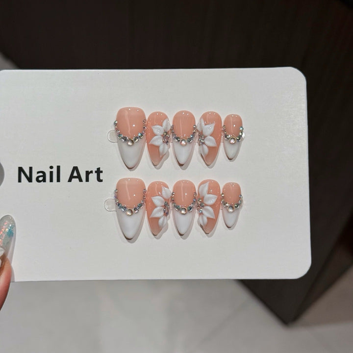 Floral Accent Druck-On Nagel Tipps