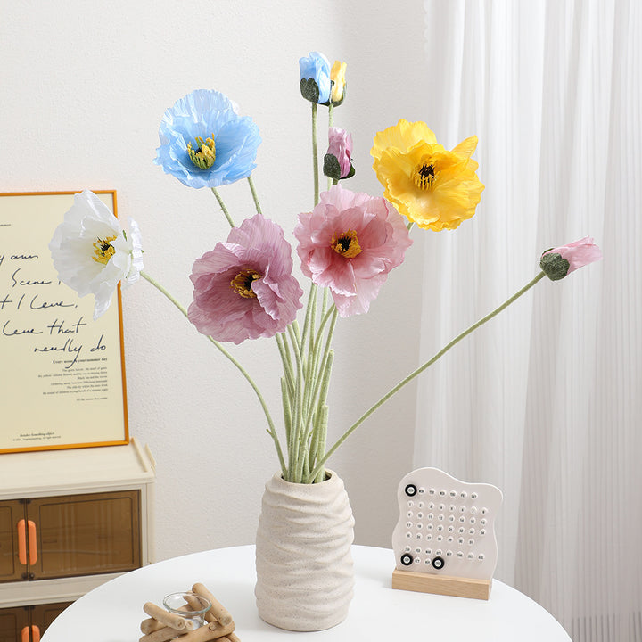 Realistische kunstvolle Mohnblume Karnz