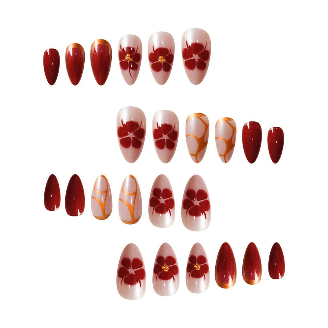 Glamouröse Stiletto-Nagelerweiterungen Karnz