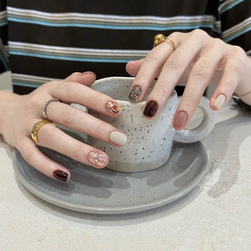 Kreatives Press-On Nagelkunst Set