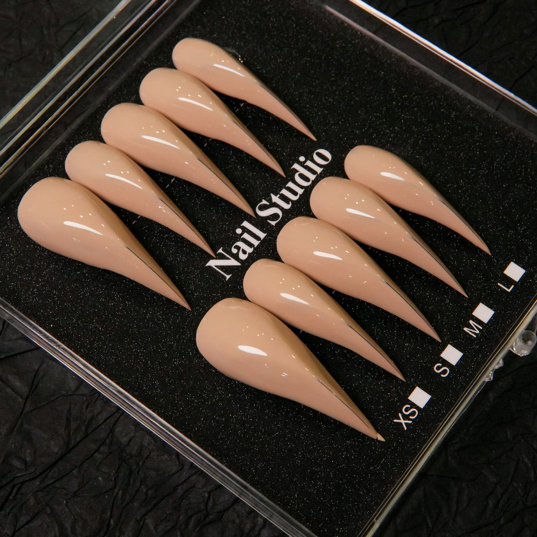Stiletto Form Press-On Nagel Set