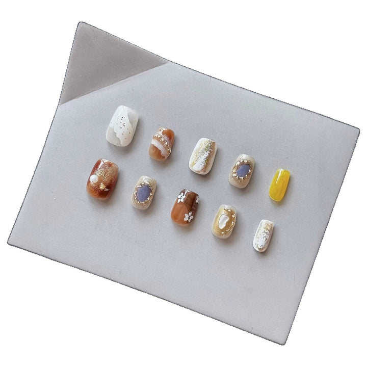 Künstlerisches dekoratives Press-On-Nagelset