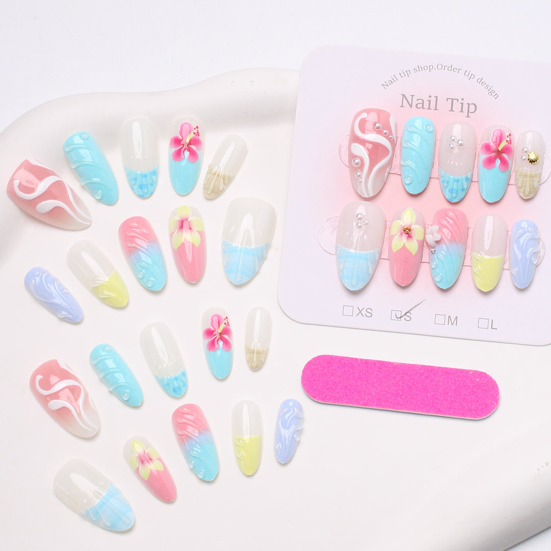 Künstlerischer Nagelspitzen Karnz