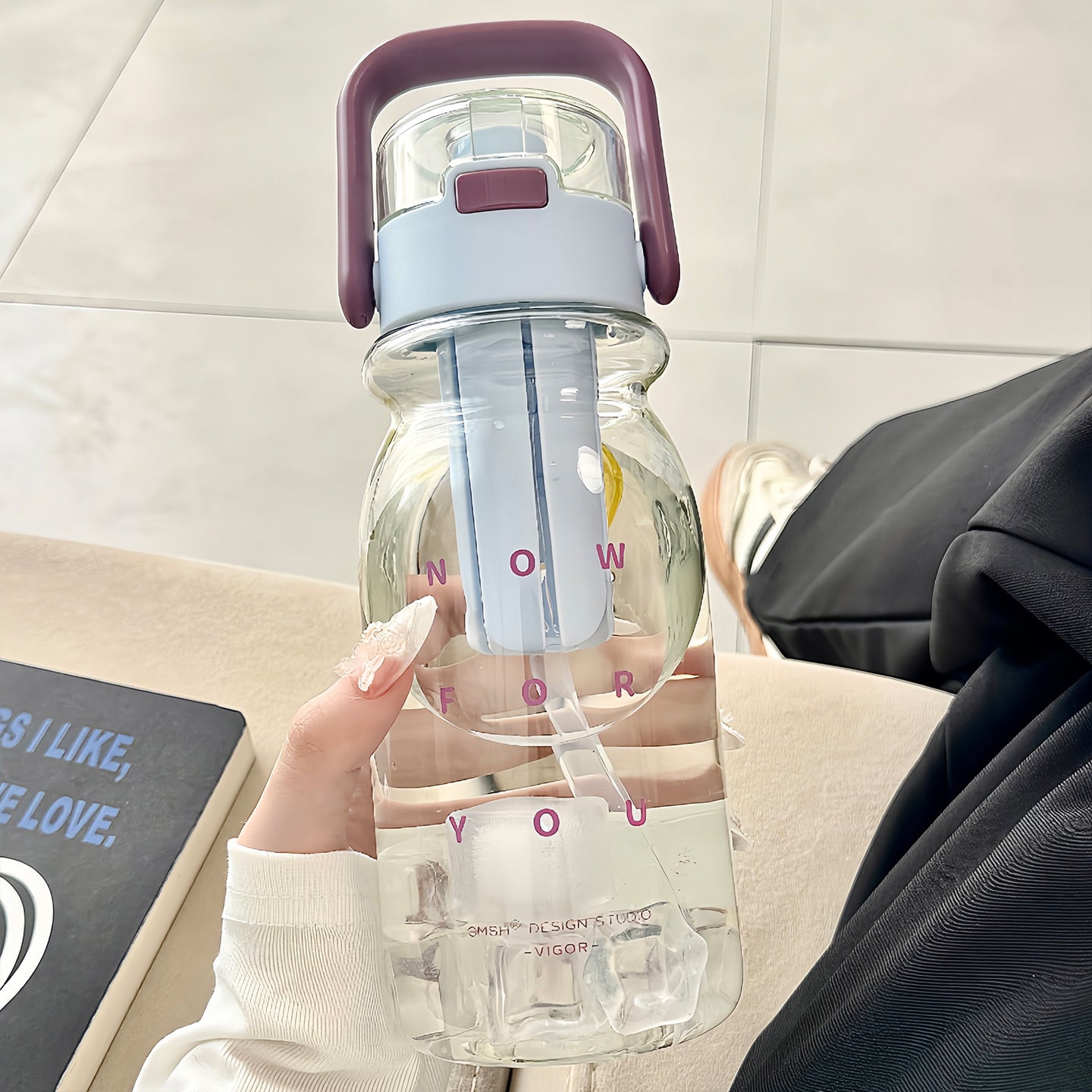 Damen Trinkflasche mit frischem Fruchtinfusionssystem Karnz