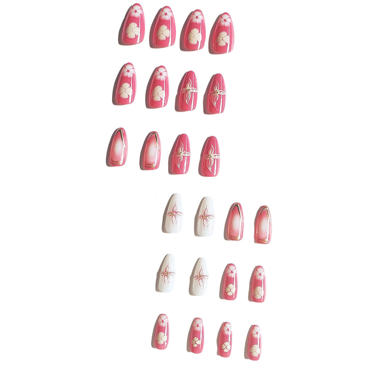 Künstlerisches floral Press-on Nageldesign Karnz