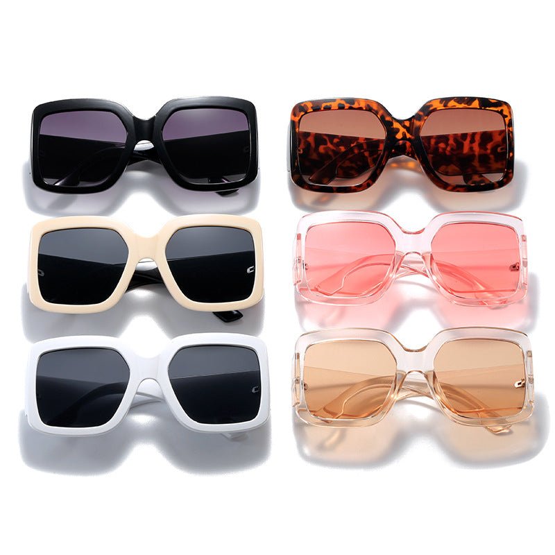 Damen moderne quadratische Sonnenbrille mit verspiegelten Gläsern Karnz