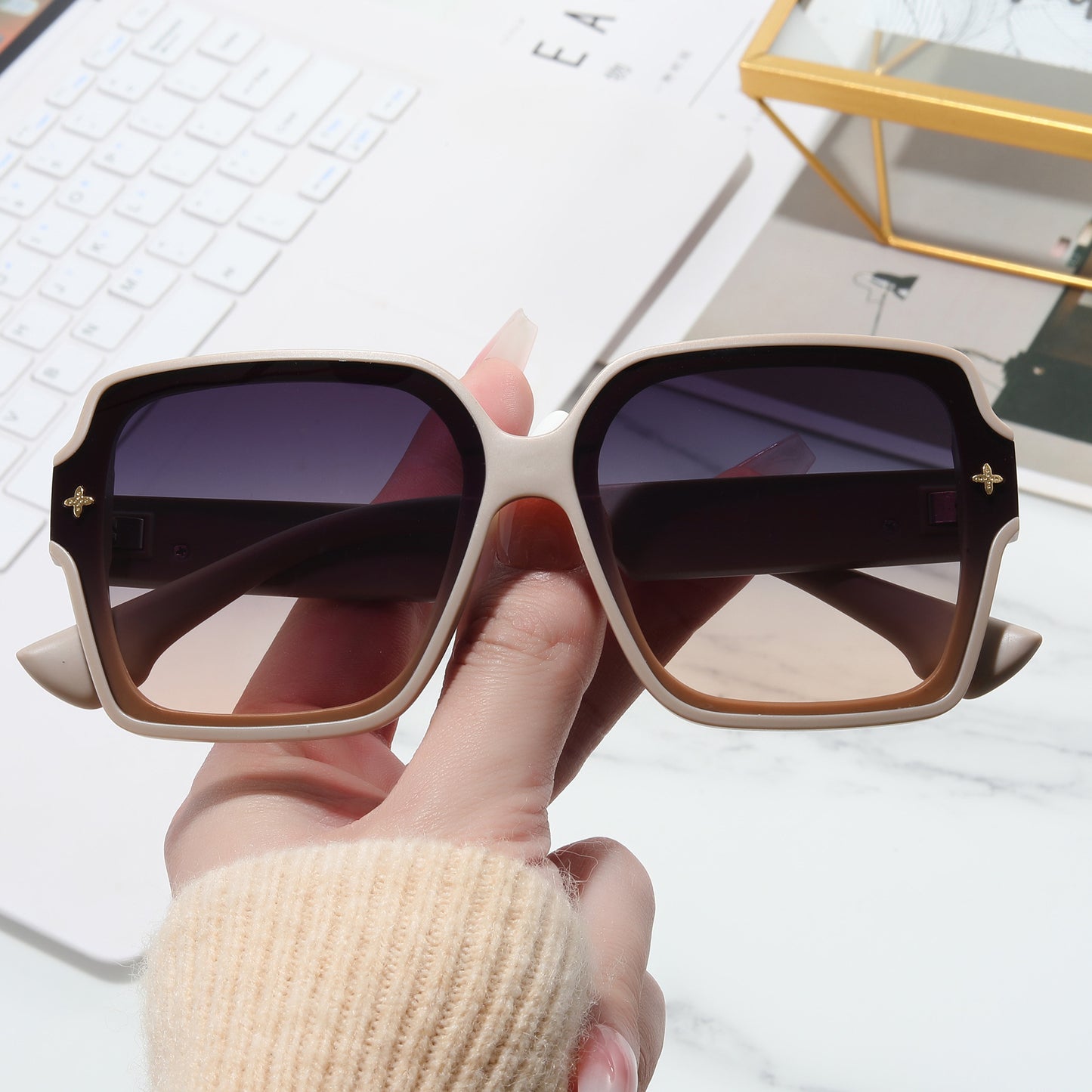 Damen quadratische Oversized-Sonnenbrille mit modernem Design Karnz
