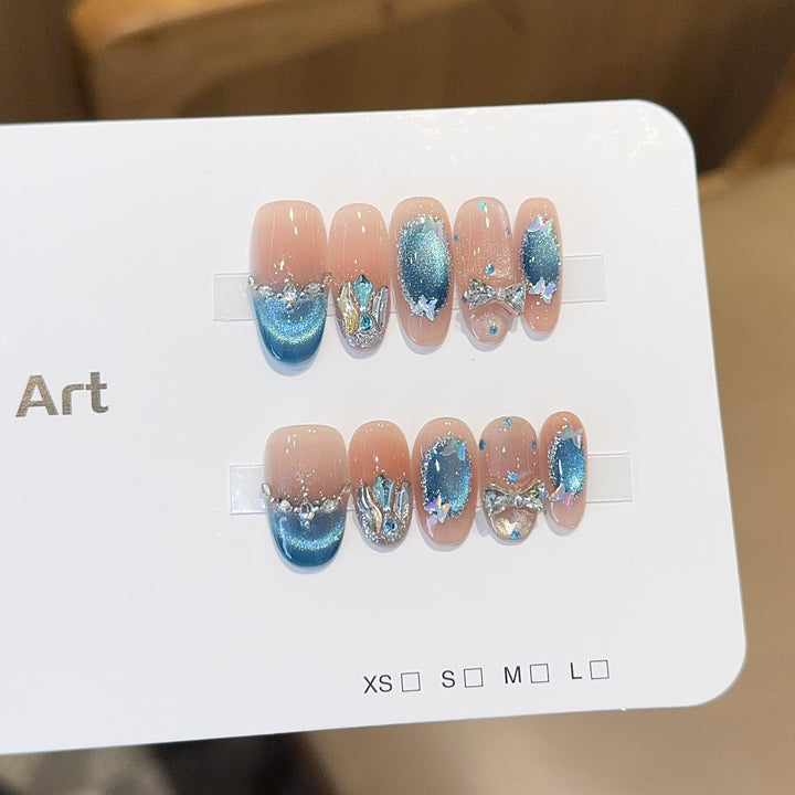 Künstliche Nagelspitzen mit Glitzer- und Wasserfarben-Effekt Karnz