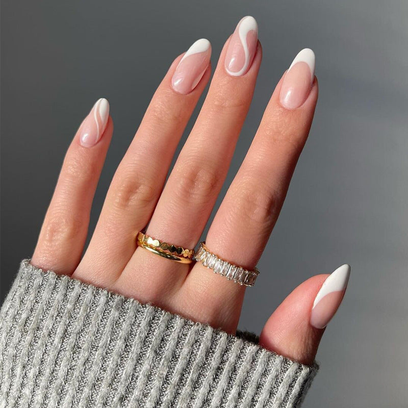 Glamouröse Glitzer-Stiletto Press-On Nägel Karnz
