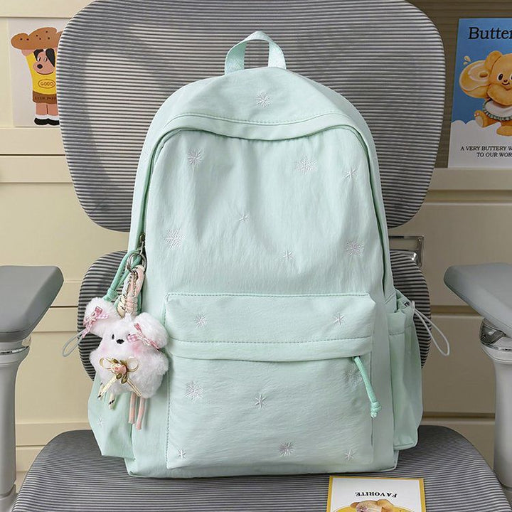 Verspielter Rucksack mit Feinen Stickereien Karnz