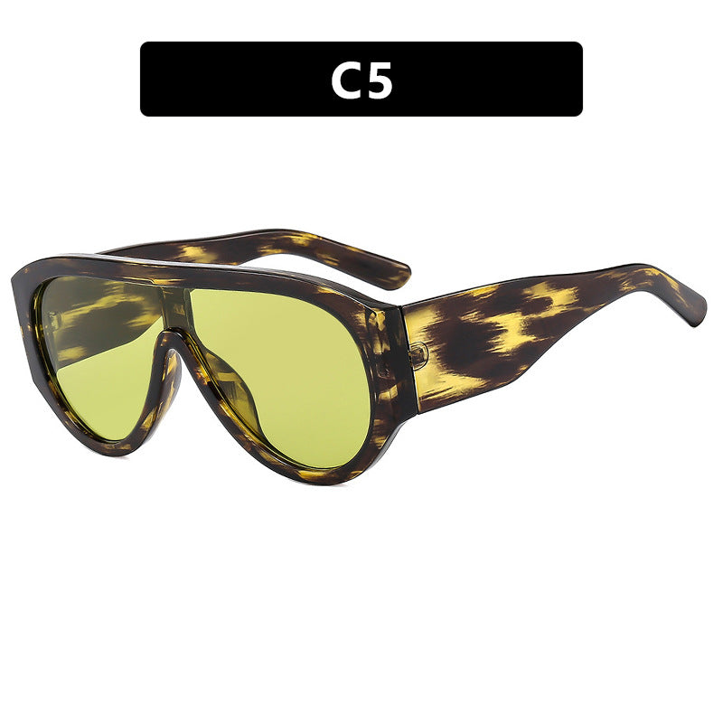 Damen modische Sichtschutz-Sonnenbrille mit breitem glamourösem Rahmen und UV-Schutz Karnz