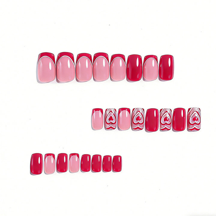Herz-verzierte Nagelkunst Karnz