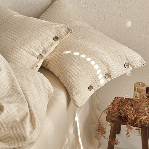 Bettwäsche-Set aus Leinenoptik mit Naturholz-Knopfverschluss und feiner Struktur