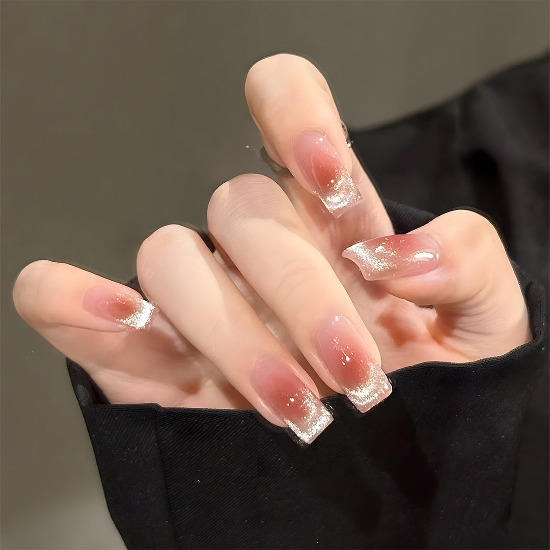 Kunstnagelset mit elegantem Glitter-Finish Karnz