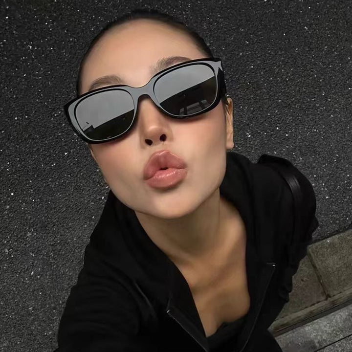 Damen Sonnenbrille im modernen, stilvollen Design Karnz