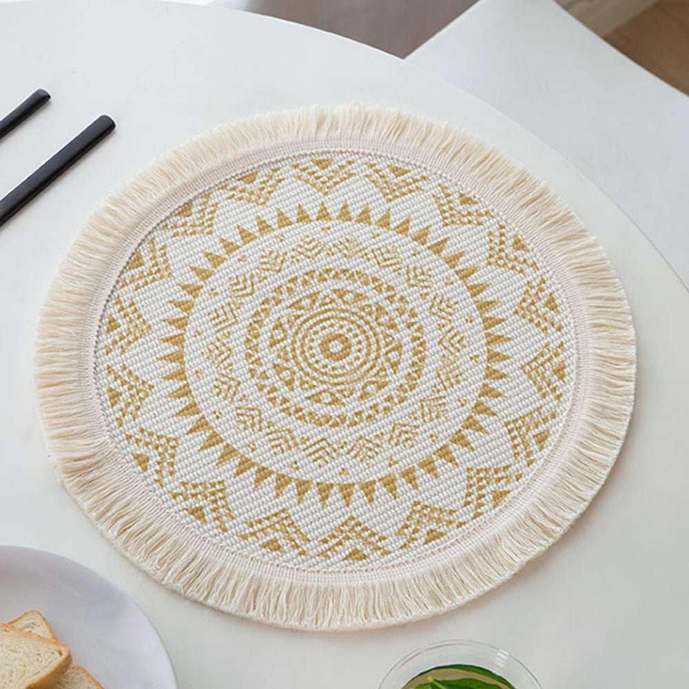 Rundes gewebtes Tischset mit Fransen und Mandala-Jacquardstruktur Karnz