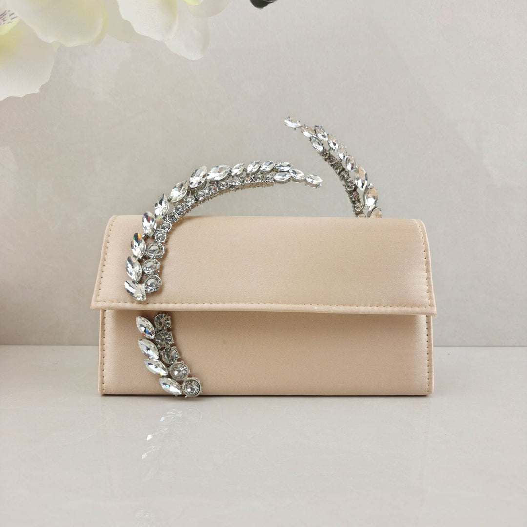 Glamouröse Satin Abend Clutch