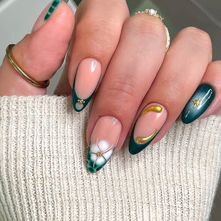 Elegante Gel-Nagelkunstverlängerungen Karnz
