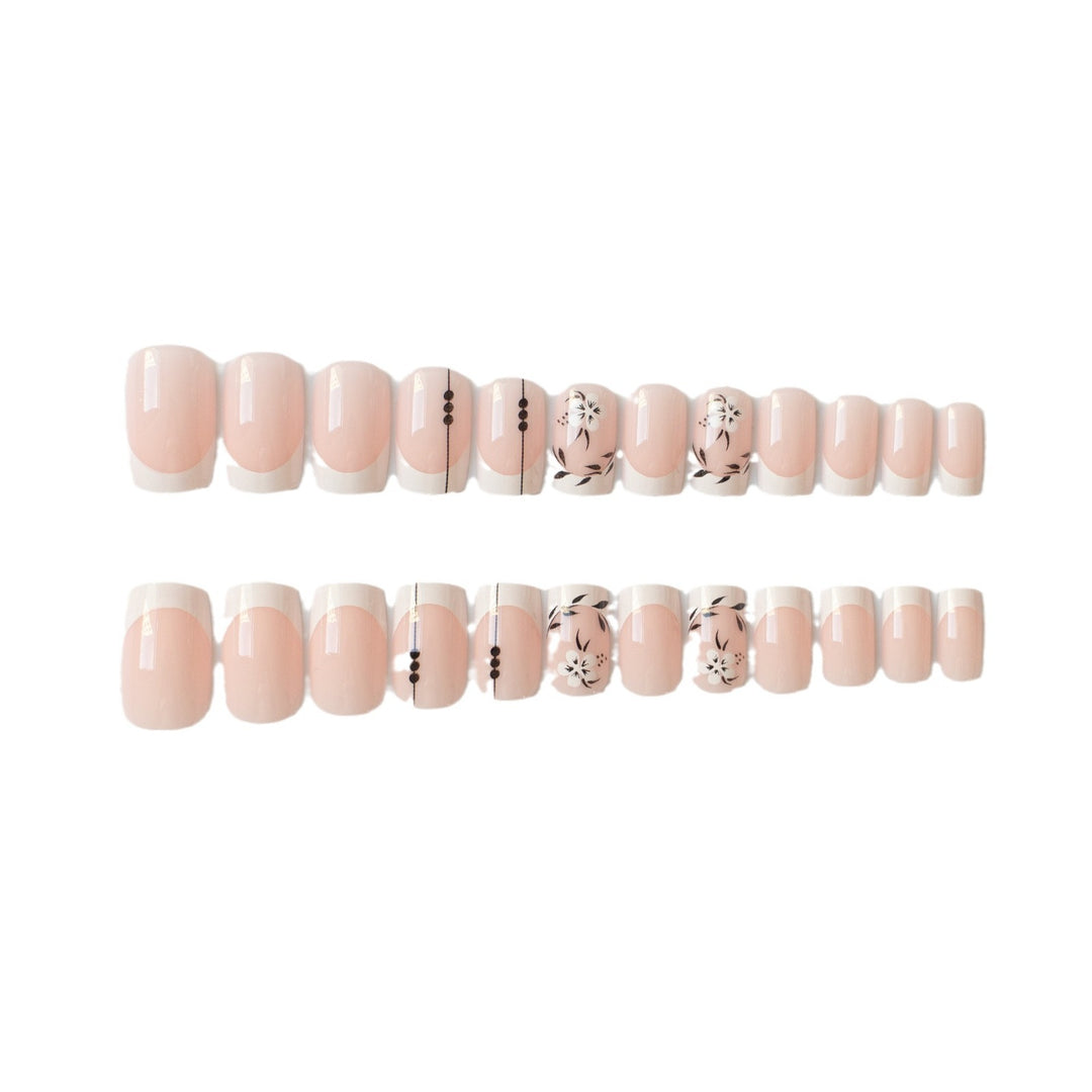 Elegantes florales French Tip Nagelkunst Set