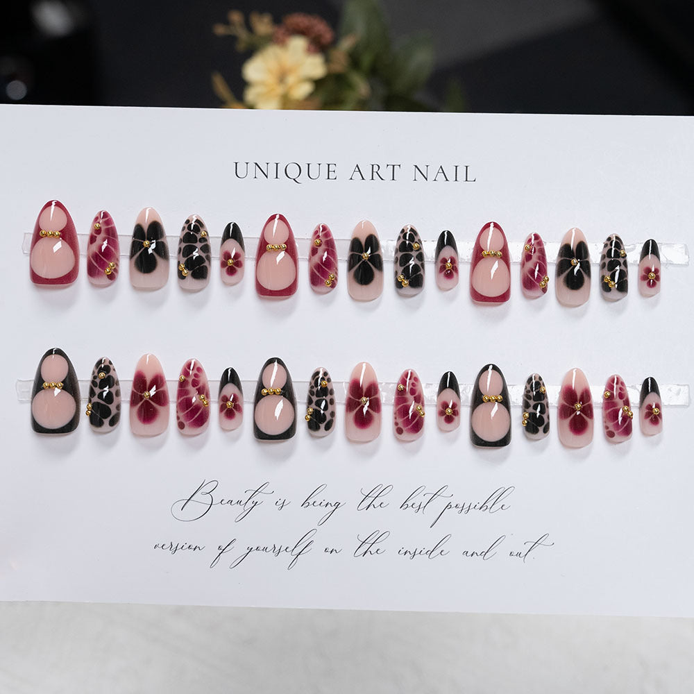 Künstlerische Stiletto Press-On Nail Art