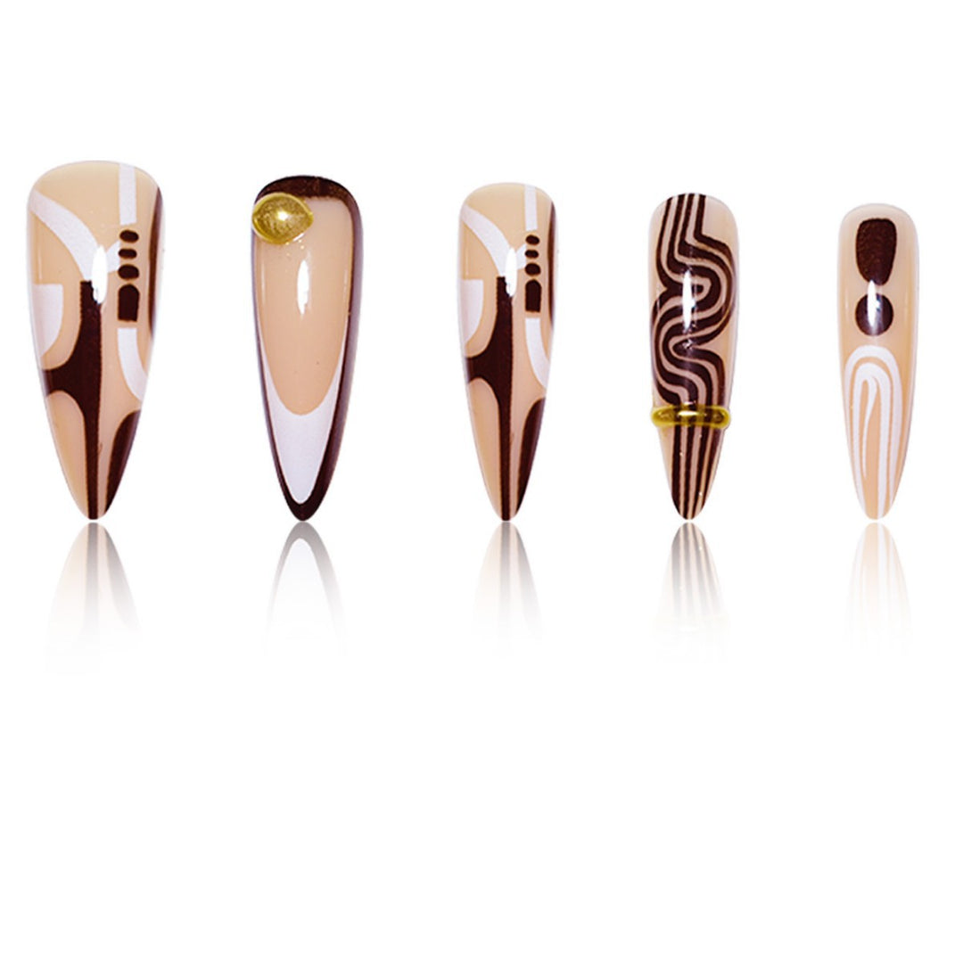 Dekorative Stiletto Press-On Nagelkunst Erweiterungen Karnz