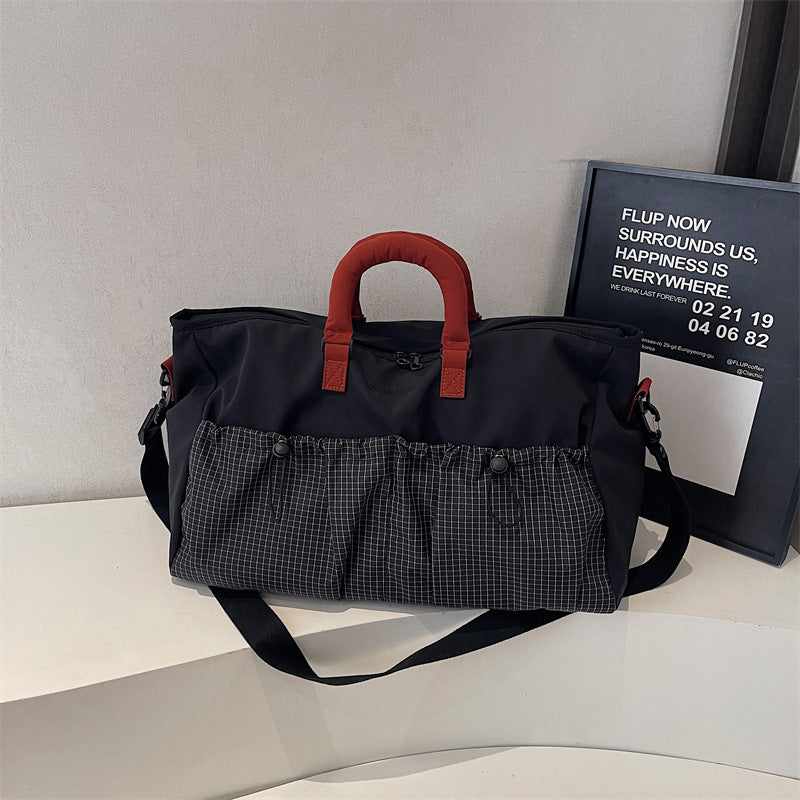 Stylische Utility Weekender