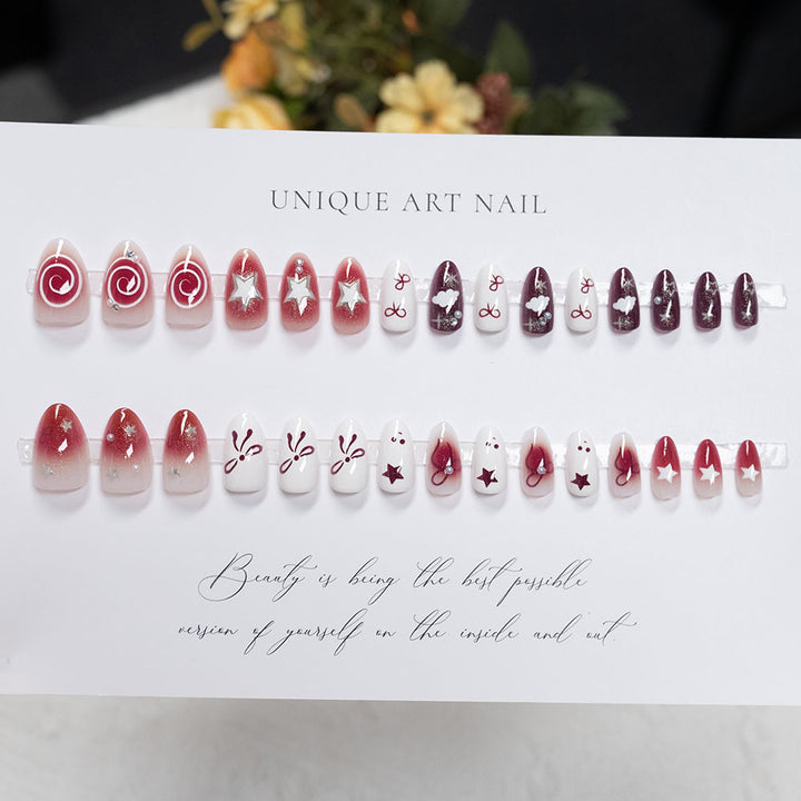 Dekoratives Press-On Nagelkunst Set