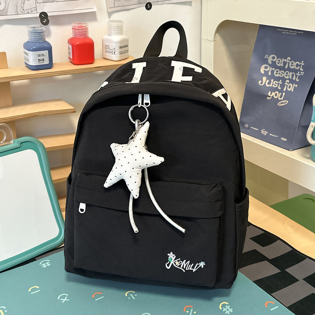 Stylische Freizeit-Rucksack mit Sternanhänger Karnz