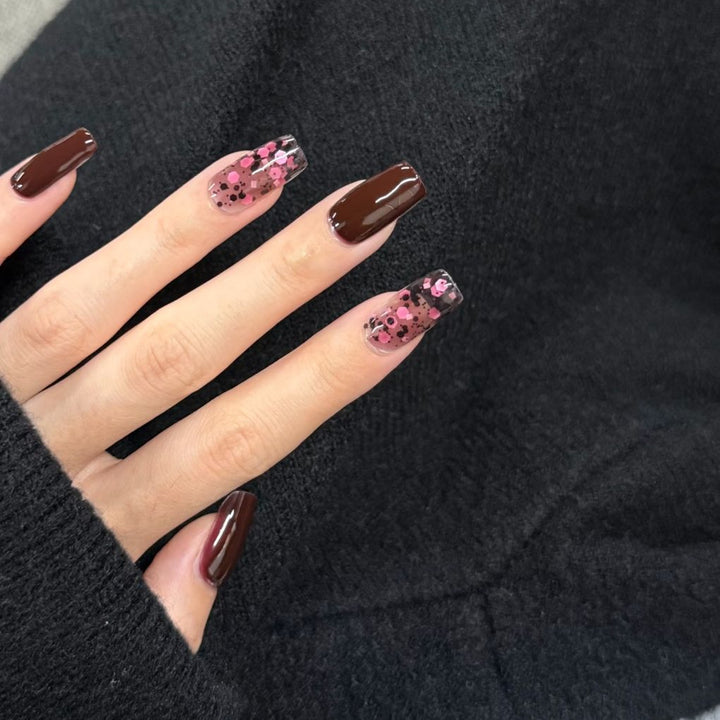 Künstlerische Gel-Nagelspitzen