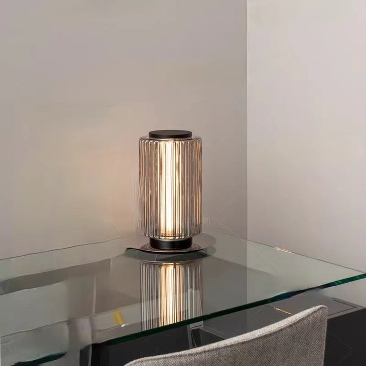 Moderne dekorative Tischlampe