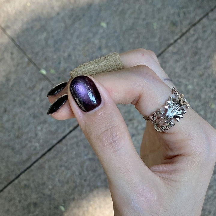 Kunstvolle Nagelspitzen Karnz
