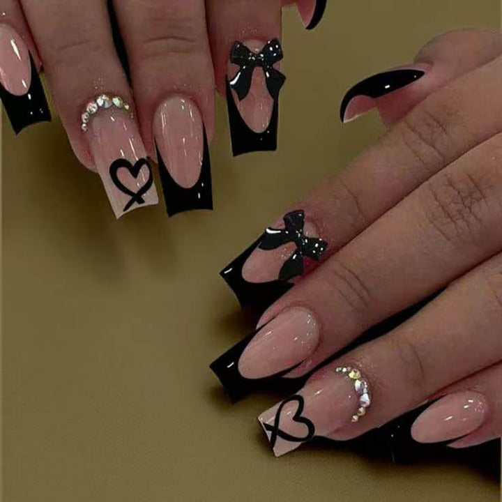 Glamorous Press-On Nail Art Kit