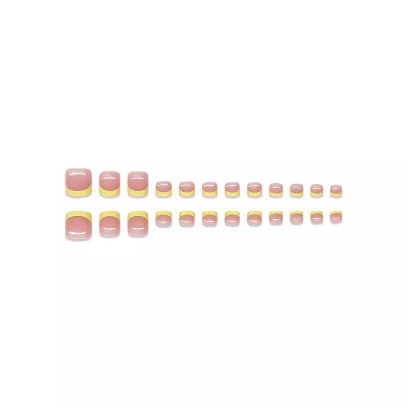 Geometrisches Nagelkunstdesign Karnz