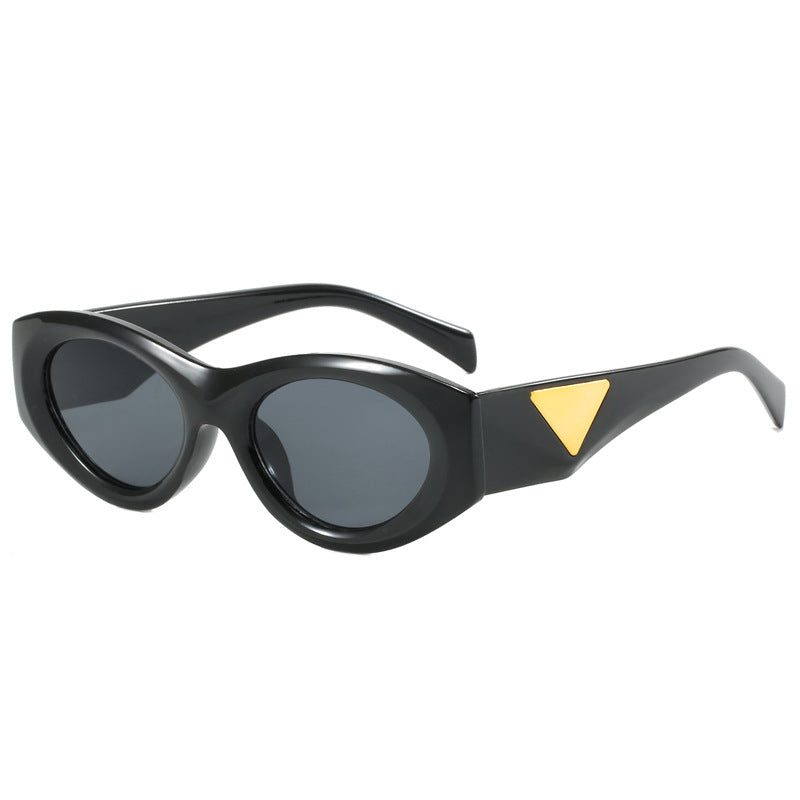 Damen Retro-inspirierte Sonnenbrille mit markanten Akzenten Karnz