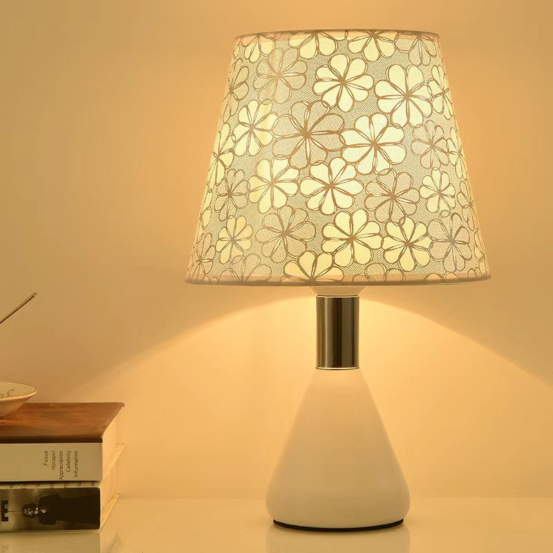 Künstlerische dekorative Tischlampe