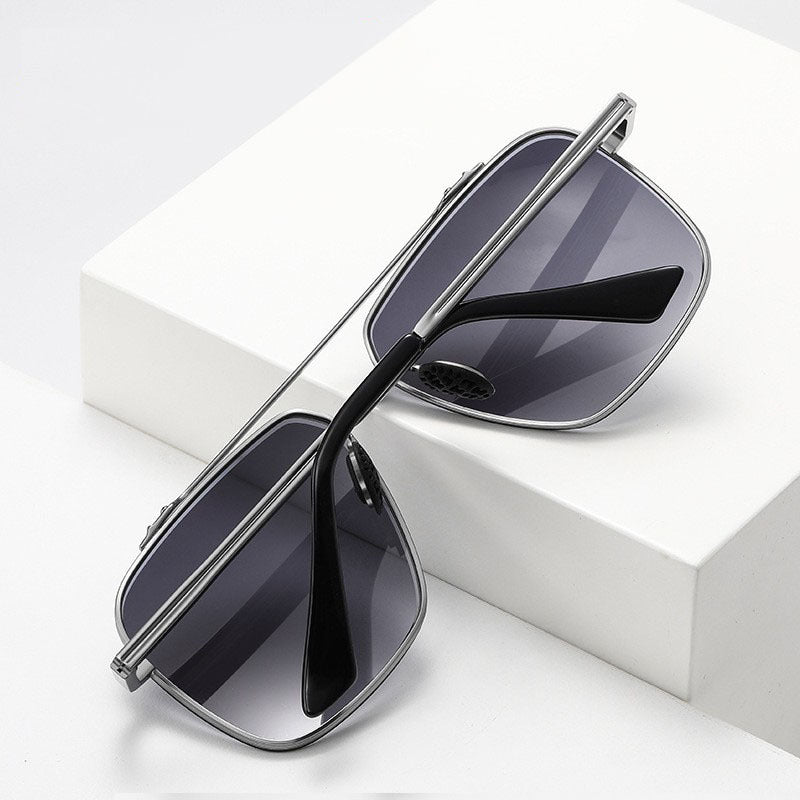 Damen Modische Sonnenbrille mit hochwertigem Metallrahmen und polarisierenden Gläsern Karnz