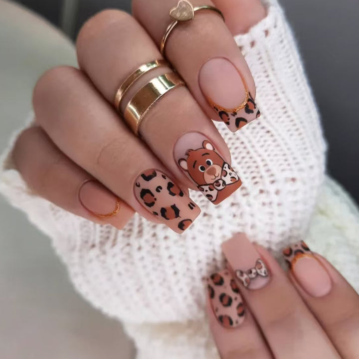 Kreative Cartoon Nagelkunst Press-Ons Karnz