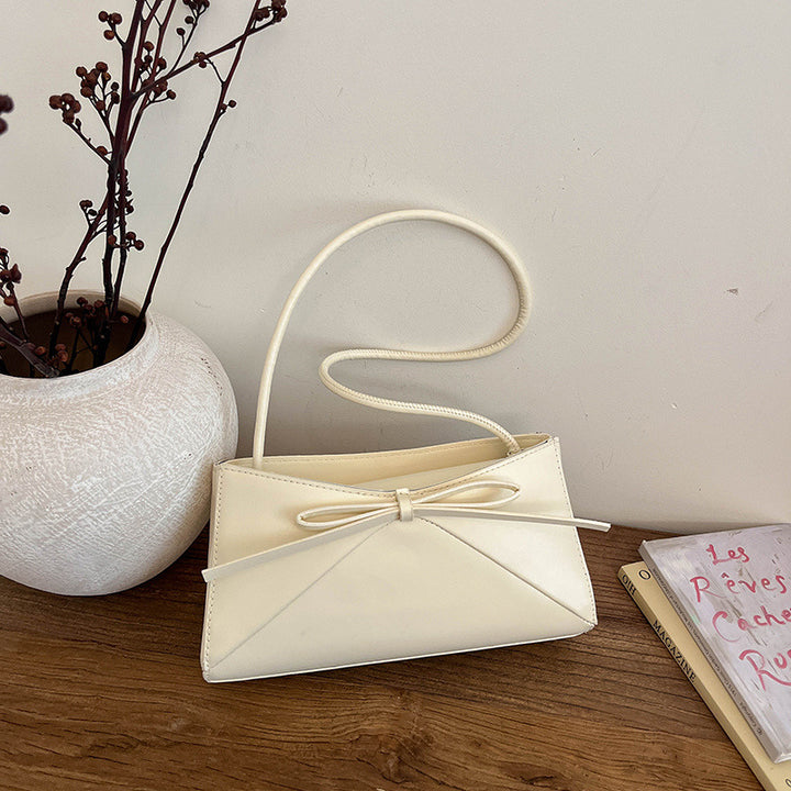 Elegante Handtasche mit Schleifendetail