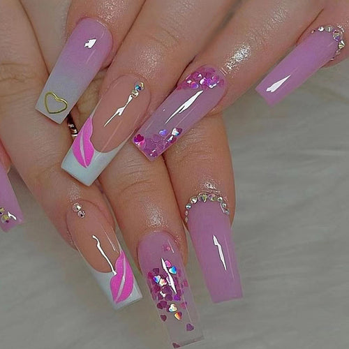 Dekoratives Press-On Nagelkunst Set Karnz